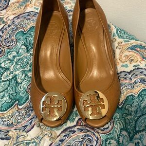 Great shoes  great condition I worn 3 times only for 2 hrs